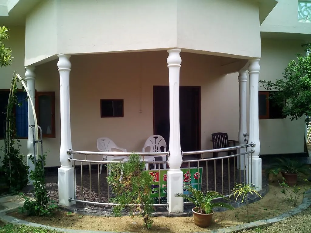 Yoho Mango House Hotel Negombo