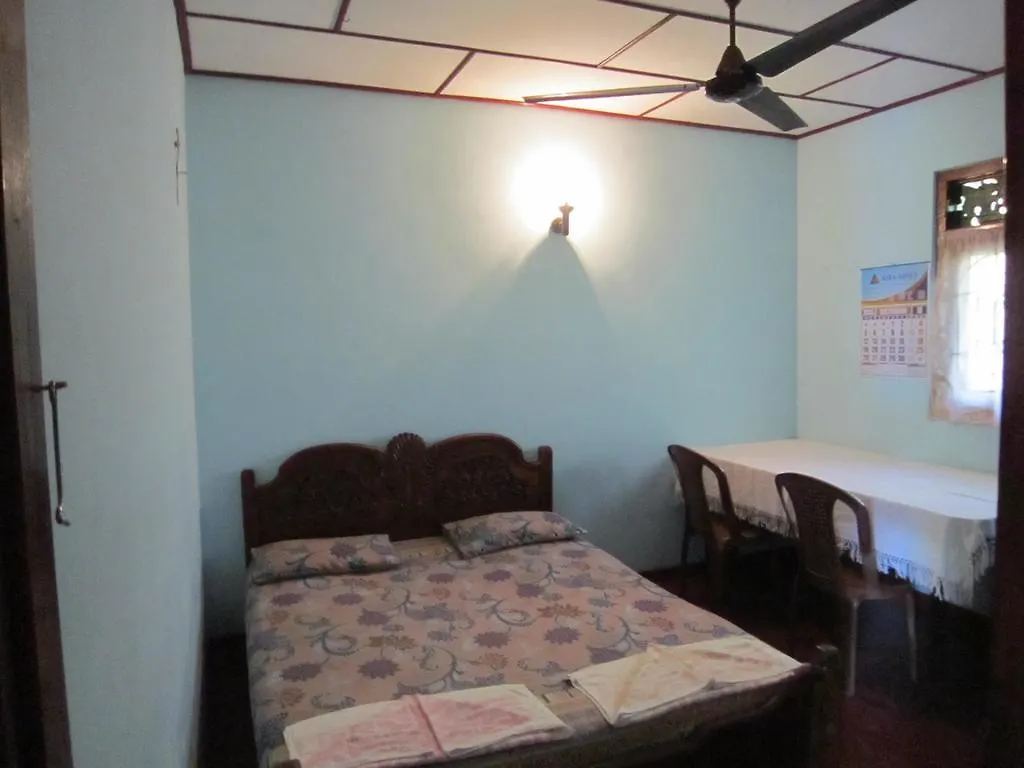 Yoho Mango House Hotel Negombo 3*,