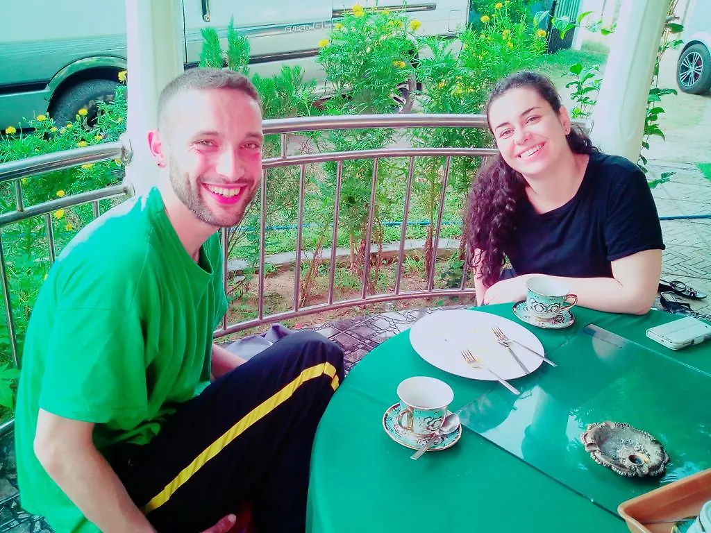 Yoho Mango House Hotel Negombo