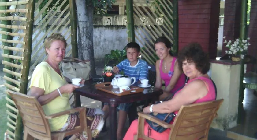 Yoho Mango House Hotel Negombo Guest house